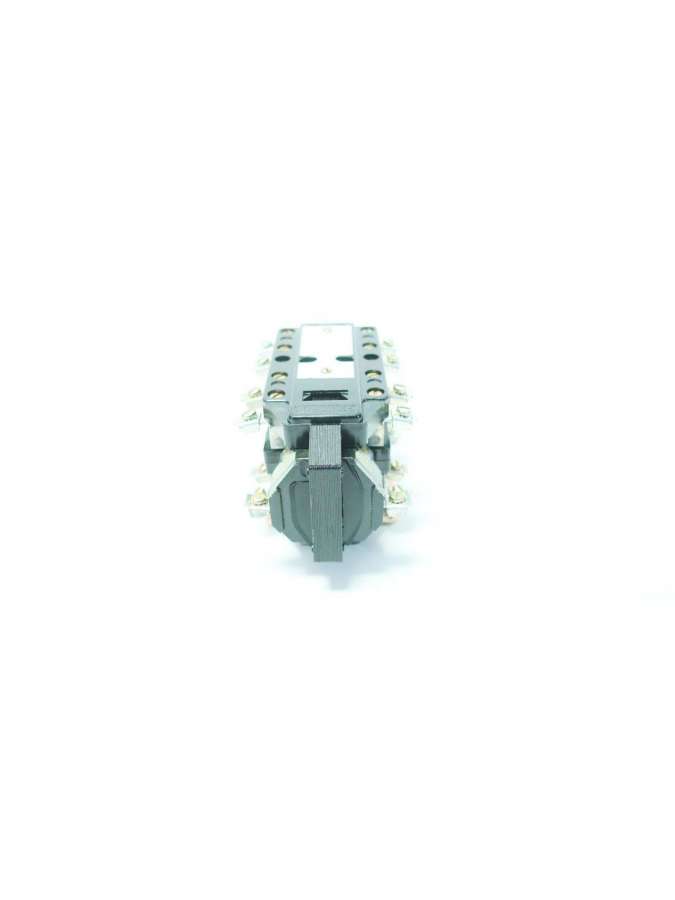 8501 d0-44-square d