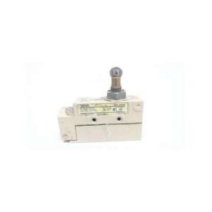 ZE-Q22-2S OMRON USADO