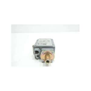 9012 GAW-2 SQUARE D