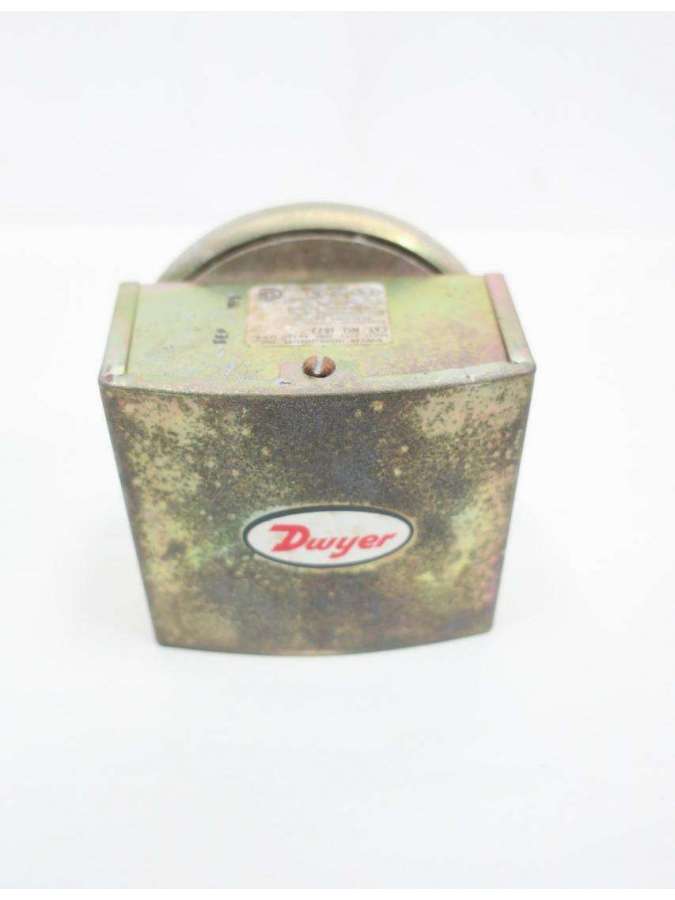 1823-0-dwyer