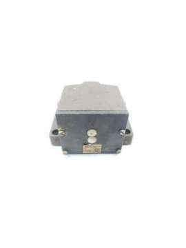 bns-519-d02-r12-100-balluff