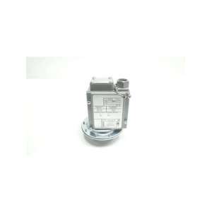 9016 gaw-1-square d