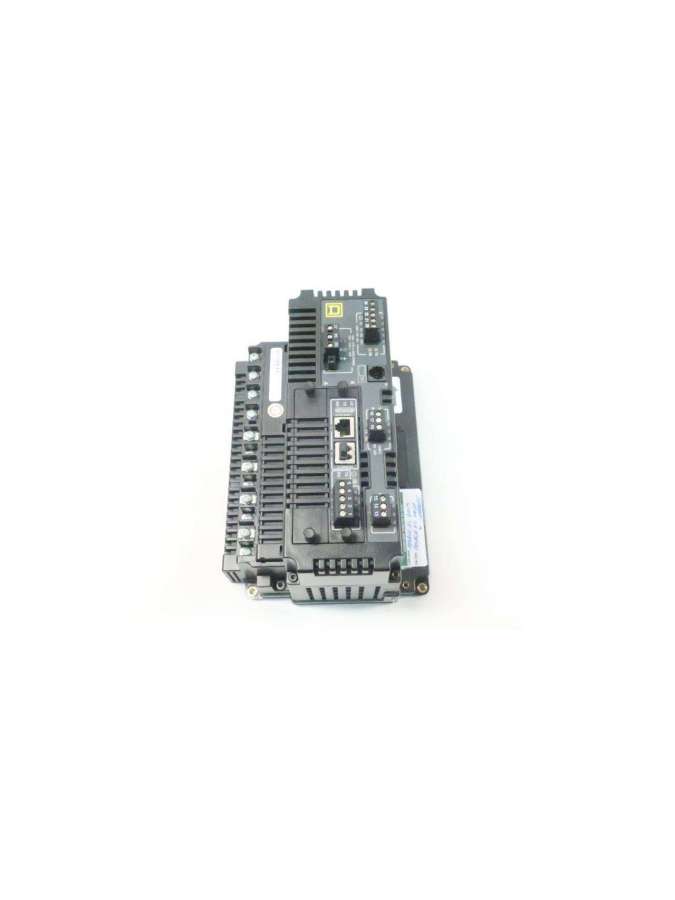 cm4000t-square d