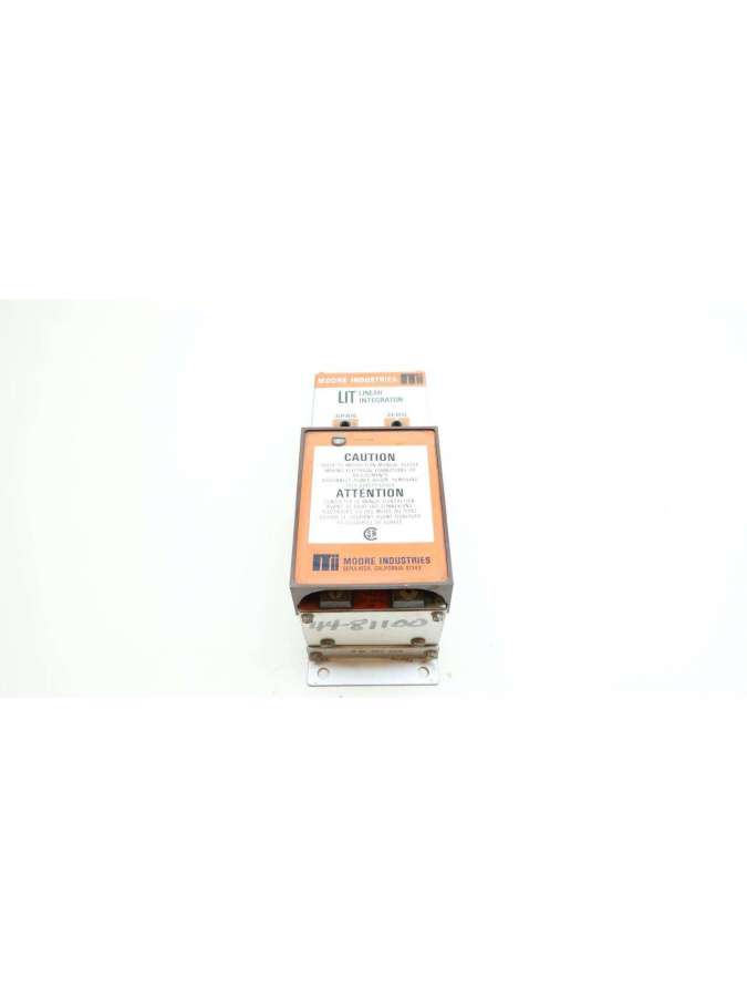 lit/1-5v/e/117ac/-rr-spl-moore
