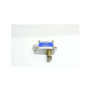 DTF2-2RQN8 MICRO SWITCH
