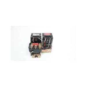 8736 SCO8 SQUARE D USADO
