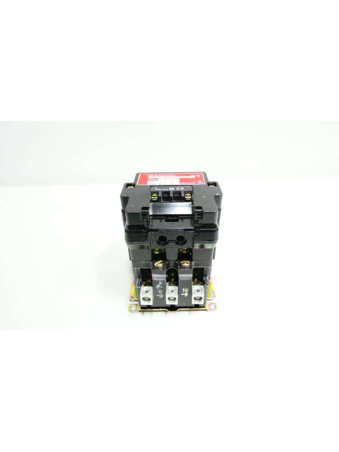 8903sq02v02-square d