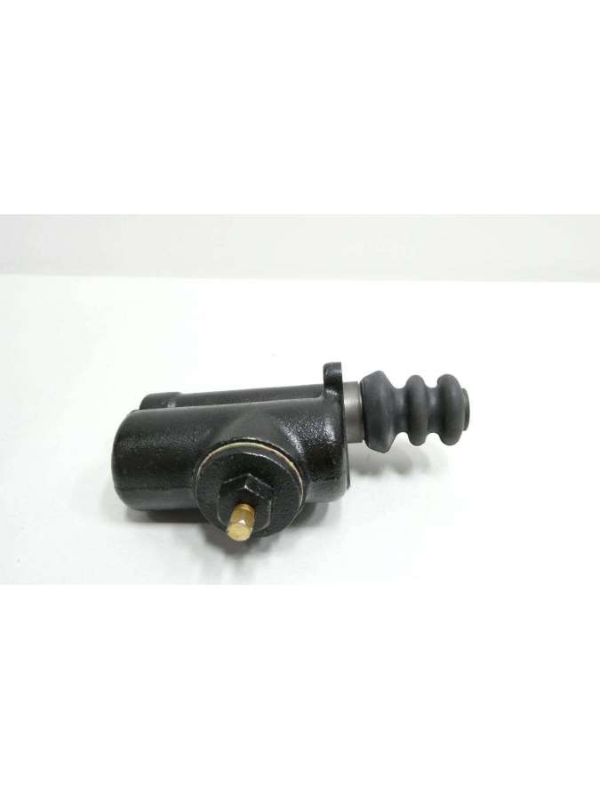 cl851820-clark