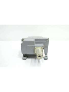 9012acr22-square d