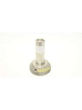 4667201-dresser