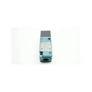 LYS02C-2S MICRO SWITCH USED