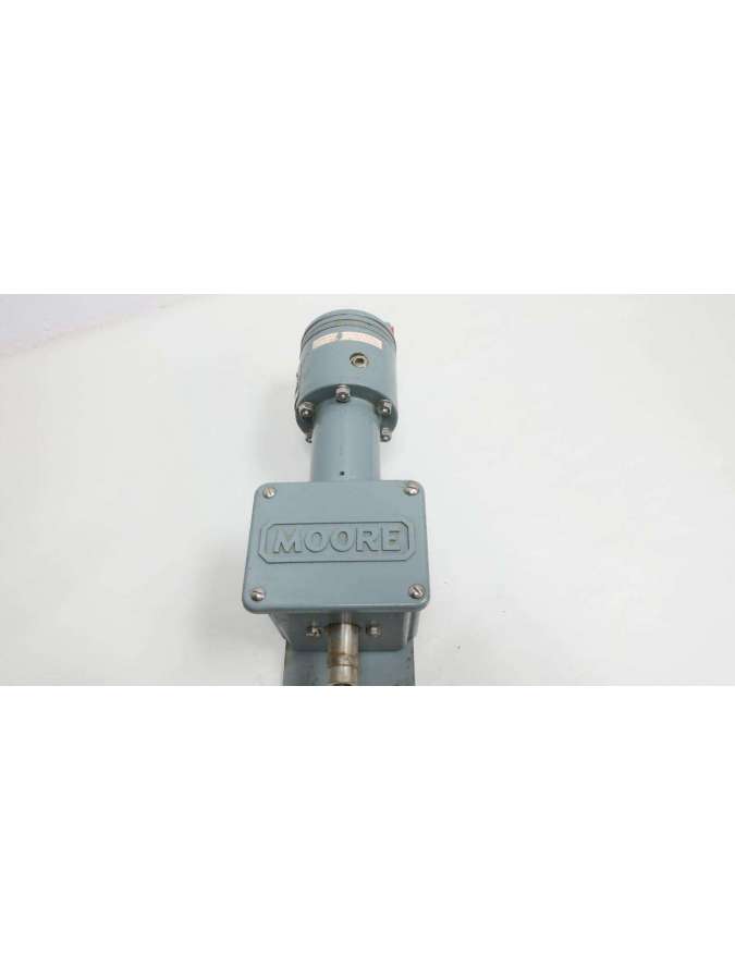 173s(m74)-ref-moore