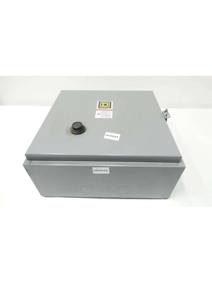 8736sdg2v02s-square d