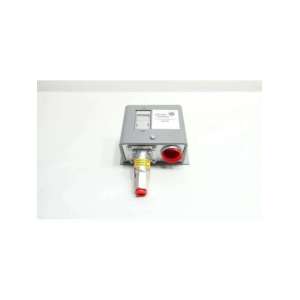 P72CA-8 JOHNSON CONTROLS