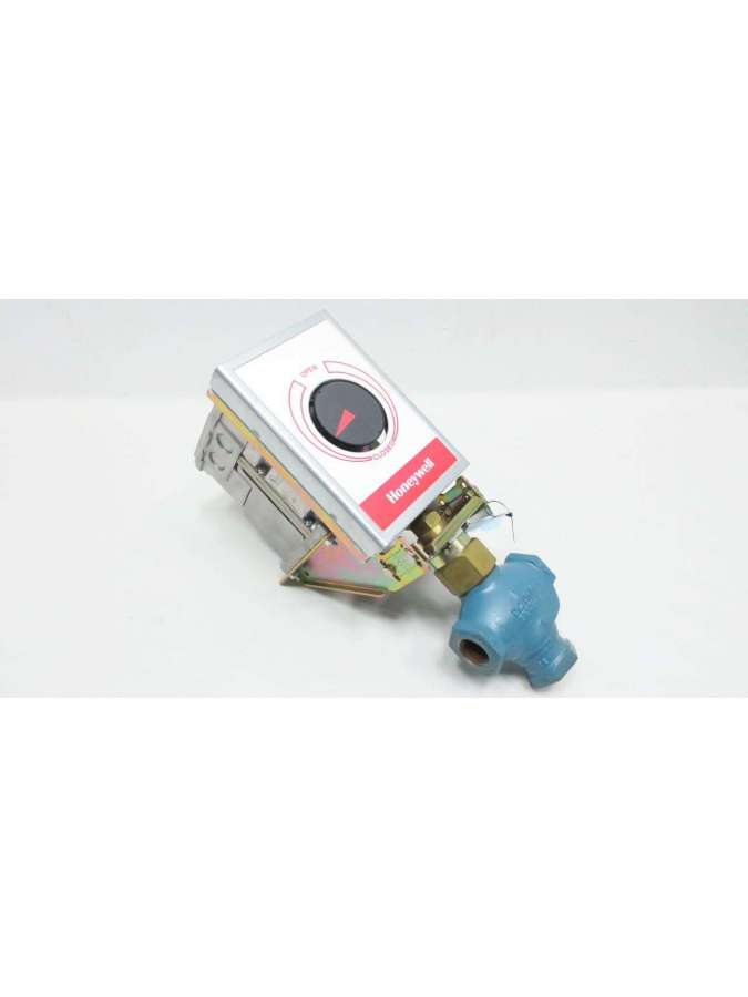 4906 m7284a1079-dezurik