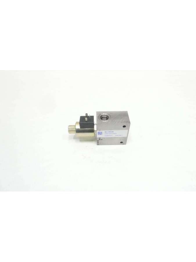 300aa00085a-ref-vickers