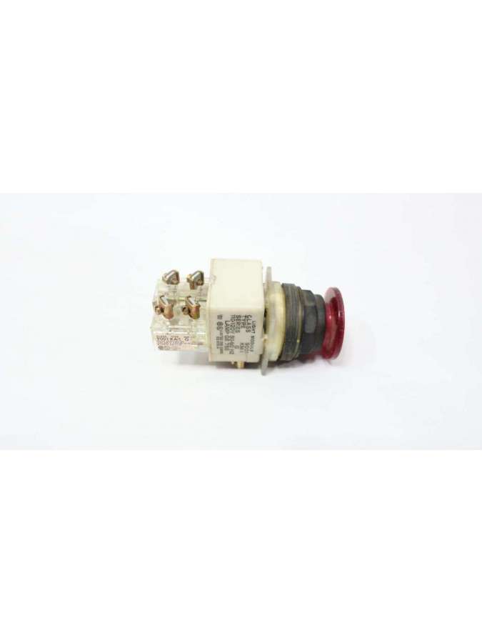 skr-9r-square d