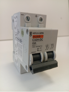 c32h-dc 20544 multi9-merlin gerin