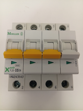 243043-moeller