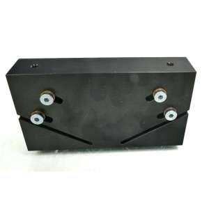 bb146087af-sommer / zimmergroup