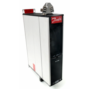 VLT5002PT5B20STR3DLF10A00C0 DANFOSS USED