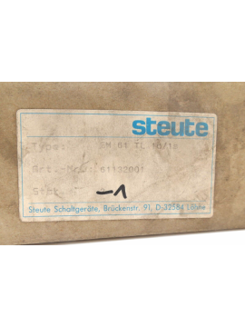 61132001-steute