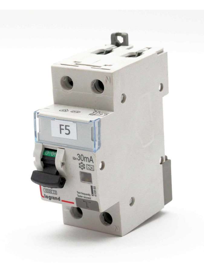 dx3 b16-usd-legrand