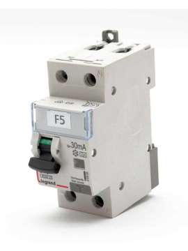 dx3 b16-usd-legrand