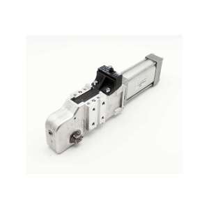 82M-103040C8 DESTACO USADO