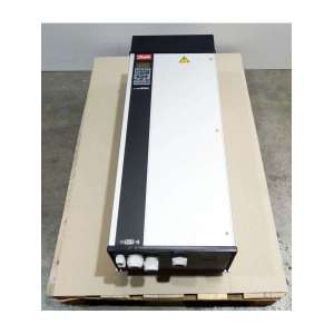 VLT6052HT4C54STR3DLF10A00C0 DANFOSS USED