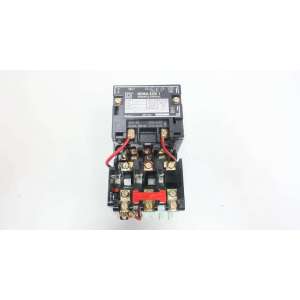 8536 SCO-3 SQUARE D