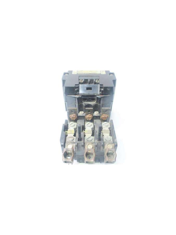 8536 sfo1-usd-square d