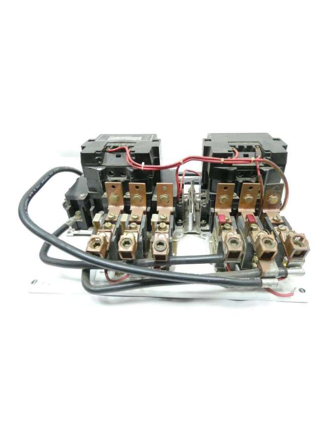 8810 sfo-2-usd-square d