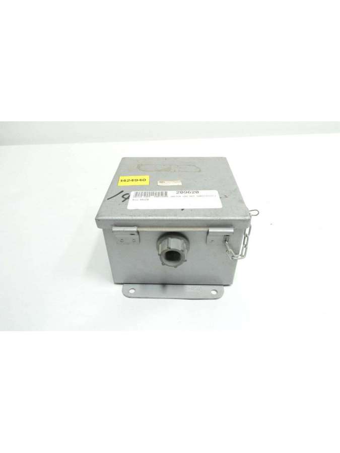 1820-1-m-usd-dwyer