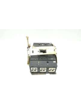 mal369006290-usd-square d