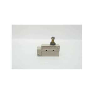ZE-022-2S OMRON USADO