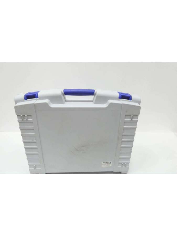 600332-8446-000-zeiss