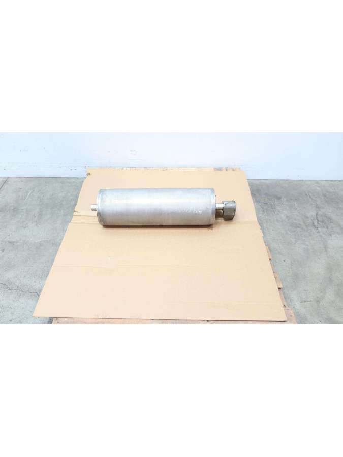 tm215b40-615-usd-van der graaf
