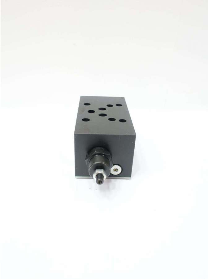 dgmx2-5-pa-bw-s-30-vickers
