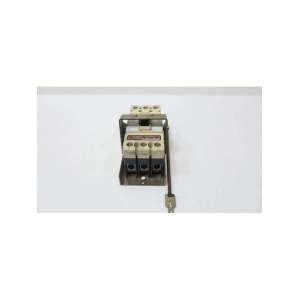 JD3250F CUTLER HAMMER USADO