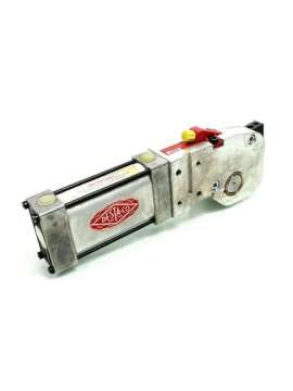 82l40-111c80-usd-destaco