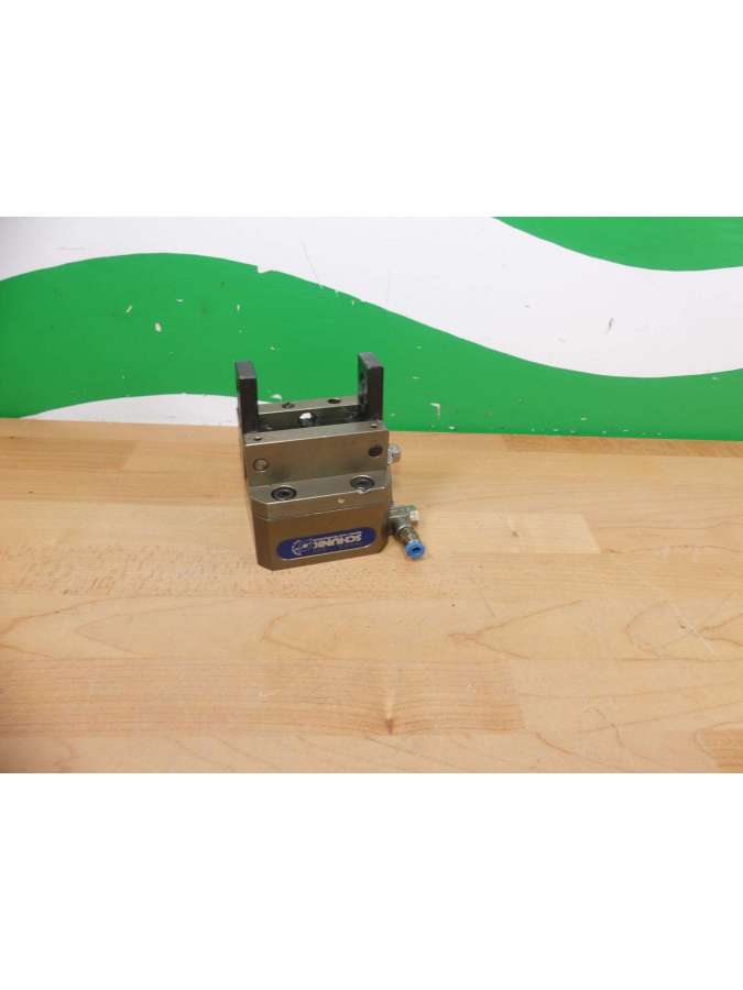 302612-usd-schunk
