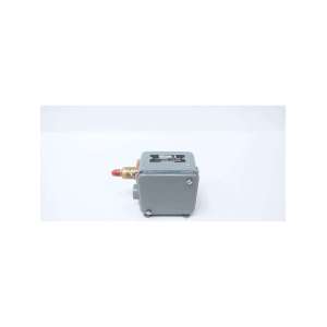 P70EE-1C JOHNSON CONTROLS USED