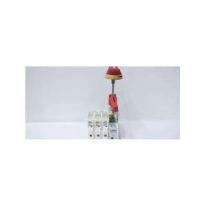 38613005 SOCOMEC USED