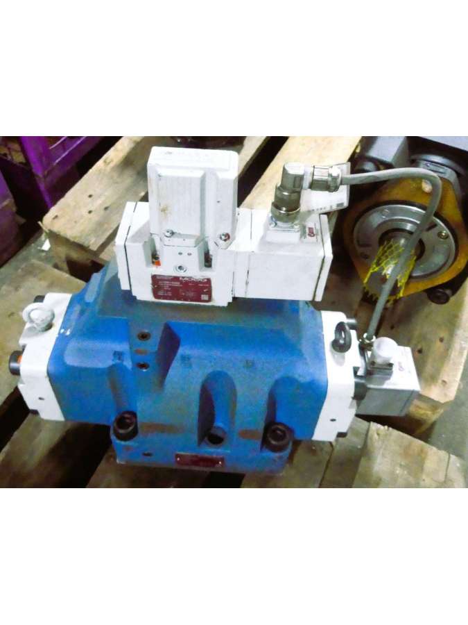 d661-4492e-usd-moog