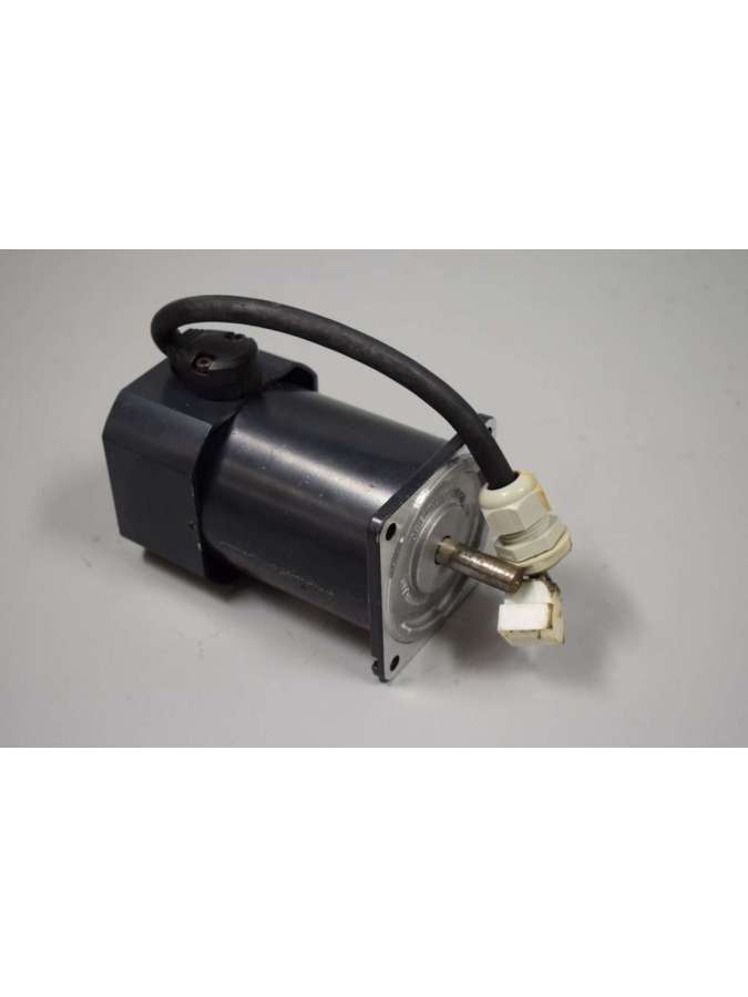 usm_560-002w-oriental motor