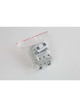 rm32_10x38_3p-socomec